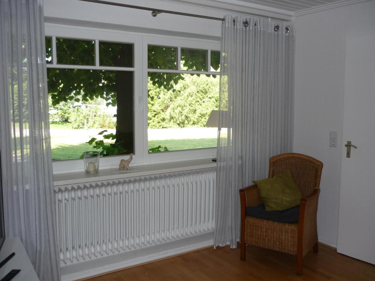 Eggers - Gemuetliche Ferienwohnung Im Erdgeschoss Wallsbull Exterior photo